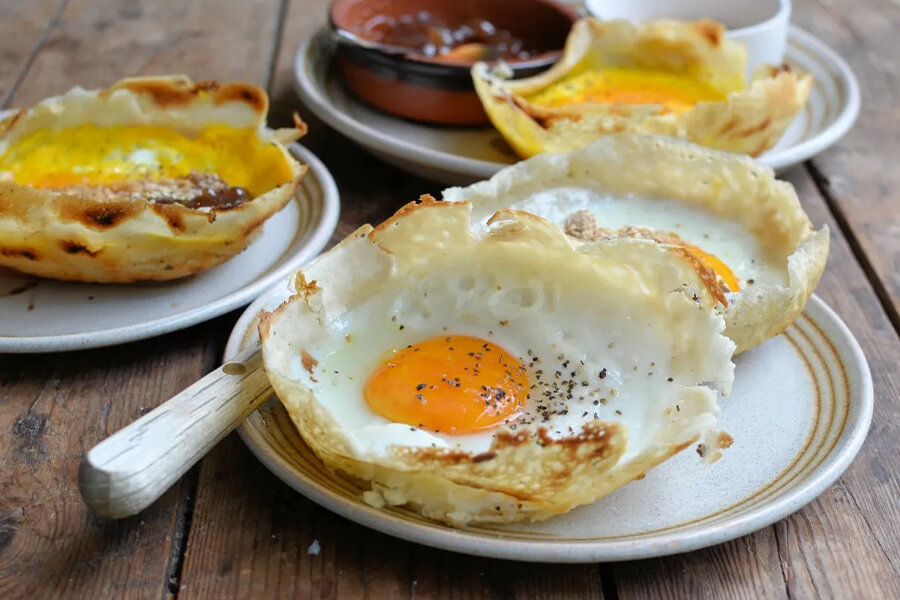 Hoppers (Appa) in Sri Lankan Cuisine - Must-Try Sri Lankan Street Food