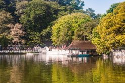 Kandy Lake