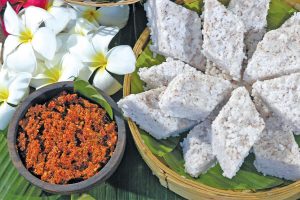 Kiribath - Must-try Traditional Sri Lankan Milk Rice Recipe