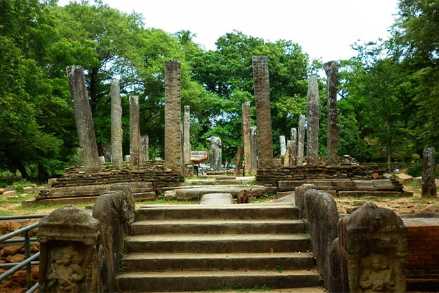 Magul Vihara - sri lanka 15 day tour