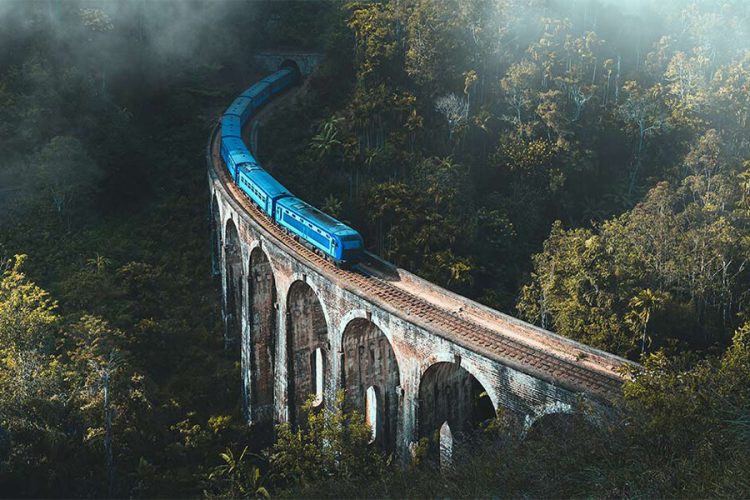 Nine Arch Bridge - Sri Lanka 8 days tours