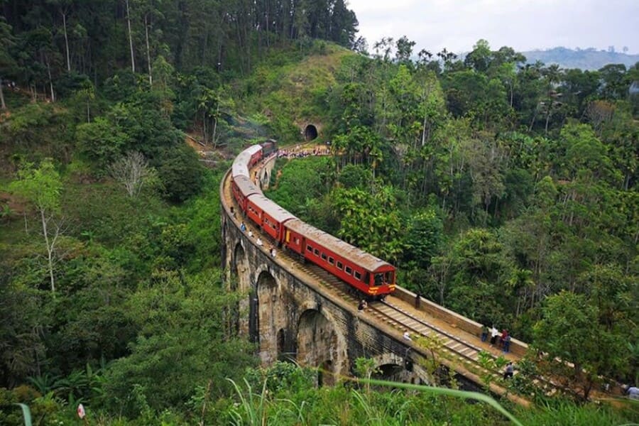 Nine Arch Bridge - sri lanka 6-day itinerary Nine Arch Bridge - sri lanka 6-day itinerary