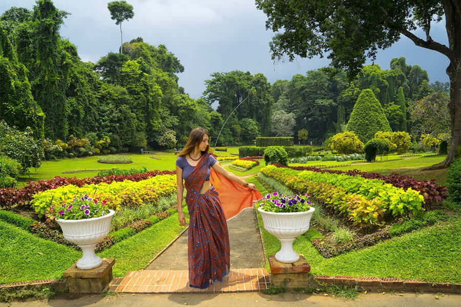Peradeniya Botanical Garden - sri lanka tour packages