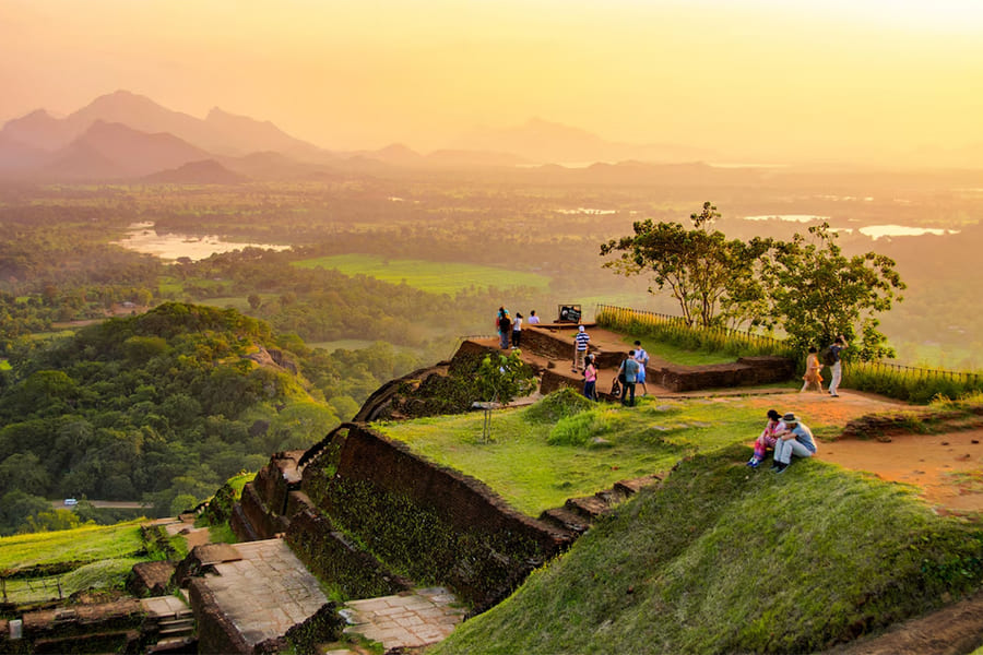 Tailor-made sri lanka local tours