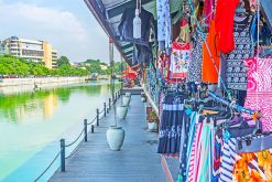 Traditional market in Pettah Colombo Honeymoon Tour