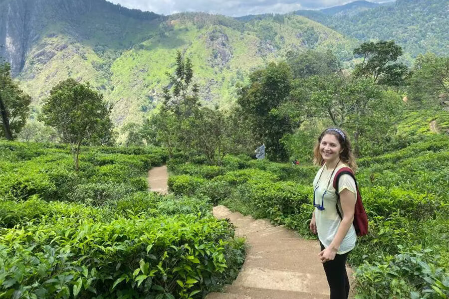 climb rocks in sri lanka