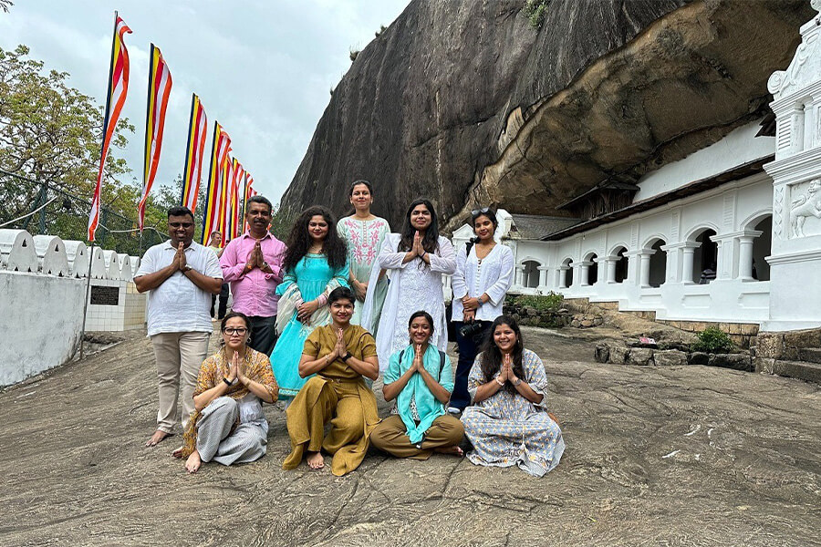 lifetime memorable travel experience with sri lanka local travel agency