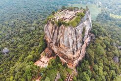 sigiriya rock- classic tour in sri lanka